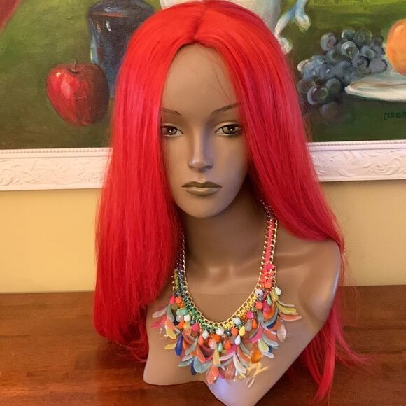 Red Wig appx 22/24”. Beautiful & combs well - Picture 3 of 8